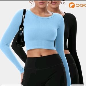 Ribbed Long-Sleeve Crop Top in Light Blue